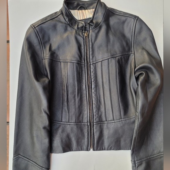 Genuine leather women's jacket size medium - Picture 8 of 9